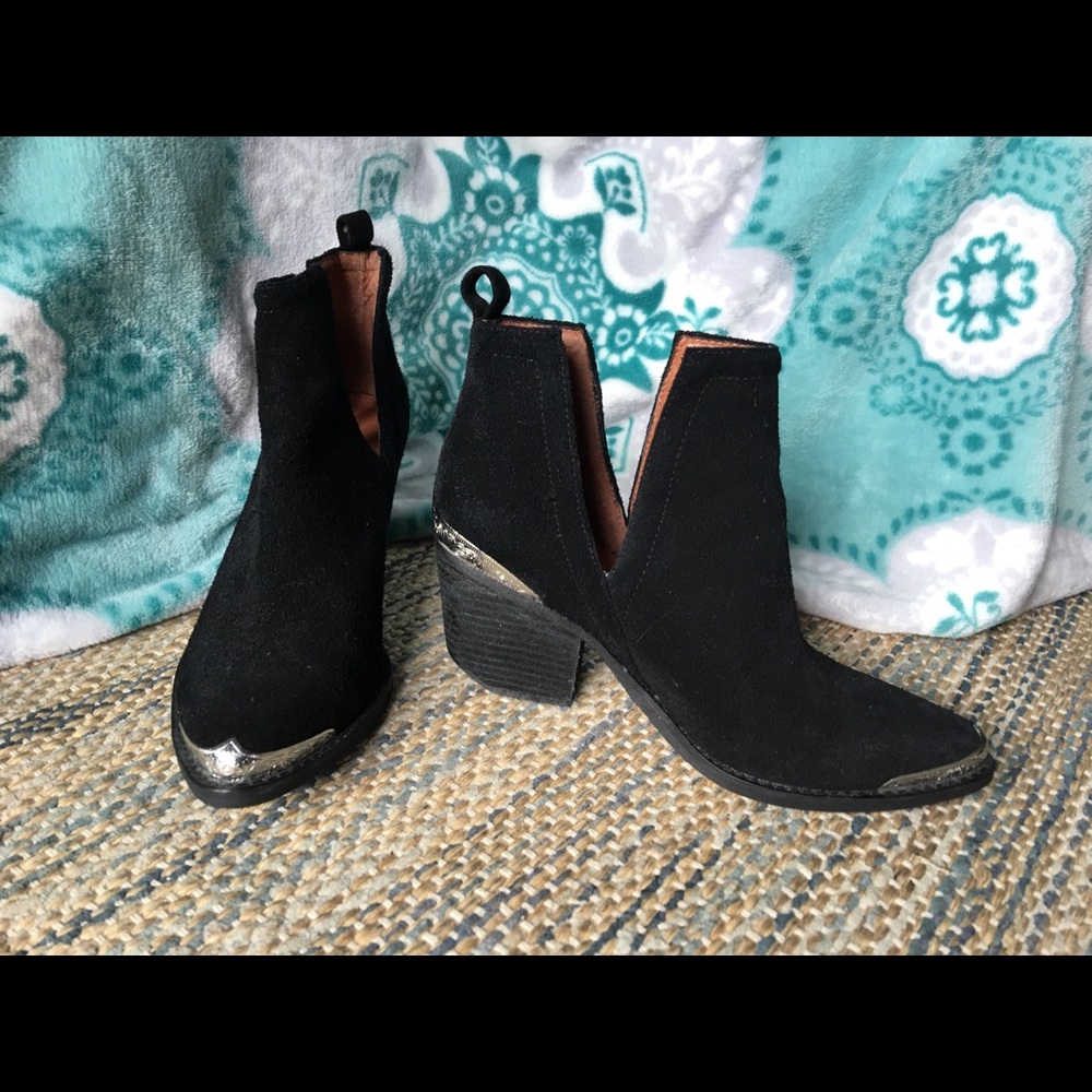 Jeffrey Campbell Cromwell - Black Suede Bootie